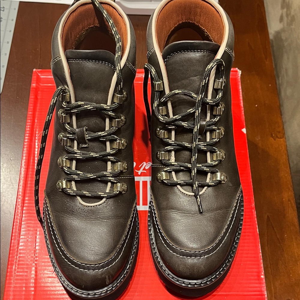 PIKOLINOS Olive Leather Boots